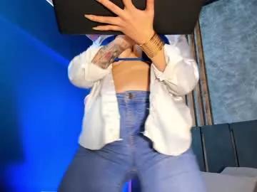cam to cam sexiness with Girls streamers. Explore the newest collection of intense camshows from our capable horny hosts.