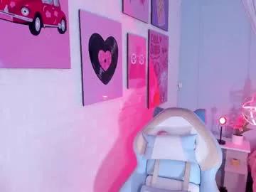 cam to cam sexiness with Girls streamers. Explore the newest collection of intense camshows from our capable horny hosts.