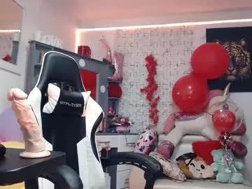 cam to cam sexiness with Girls streamers. Explore the newest collection of intense camshows from our capable horny hosts.