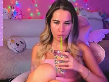 cam to cam sexiness with Girls streamers. Explore the newest collection of intense camshows from our capable horny hosts.