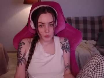 cam to cam sexiness with Girls streamers. Explore the newest collection of intense camshows from our capable horny hosts.