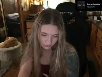 cam to cam sexiness with Girls streamers. Explore the newest collection of intense camshows from our capable horny hosts.