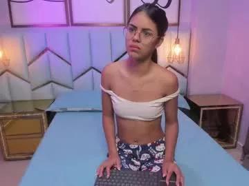 cam to cam sexiness with Girls streamers. Explore the newest collection of intense camshows from our capable horny hosts.
