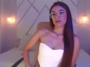 cam to cam sexiness with Girls streamers. Explore the newest collection of intense camshows from our capable horny hosts.