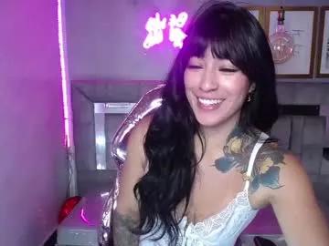 cam to cam sexiness with Girls streamers. Explore the newest collection of intense camshows from our capable horny hosts.