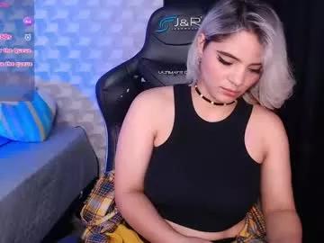 cam to cam sexiness with Girls streamers. Explore the newest collection of intense camshows from our capable horny hosts.