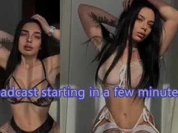 cam to cam sexiness with Girls streamers. Explore the newest collection of intense camshows from our capable horny hosts.