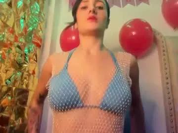 cam to cam sexiness with Girls streamers. Explore the newest collection of intense camshows from our capable horny hosts.