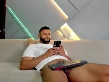 cam to cam sexiness with Girls streamers. Explore the newest collection of intense camshows from our capable horny hosts.