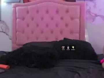 cam to cam sexiness with Girls streamers. Explore the newest collection of intense camshows from our capable horny hosts.