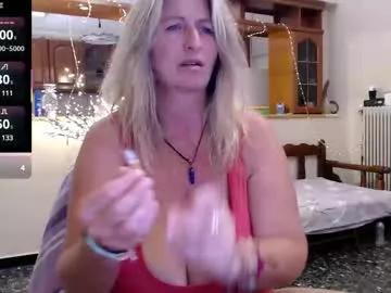 jennadeluxe from Chaturbate is Freechat