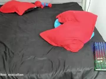 cam to cam sexiness with Girls streamers. Explore the newest collection of intense camshows from our capable horny hosts.