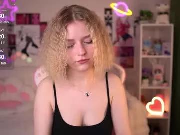 cam to cam sexiness with Girls streamers. Explore the newest collection of intense camshows from our capable horny hosts.