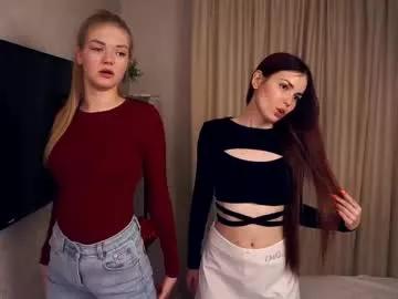 cam to cam sexiness with Girls streamers. Explore the newest collection of intense camshows from our capable horny hosts.