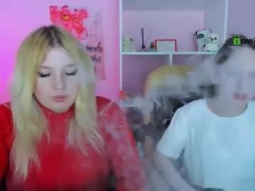 juli_kisss from Chaturbate is Freechat