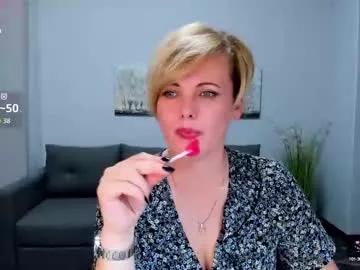julia_wilsons from Chaturbate is Freechat