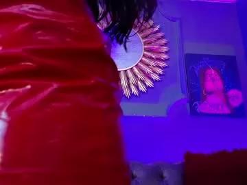 cam to cam sexiness with Girls streamers. Explore the newest collection of intense camshows from our capable horny hosts.