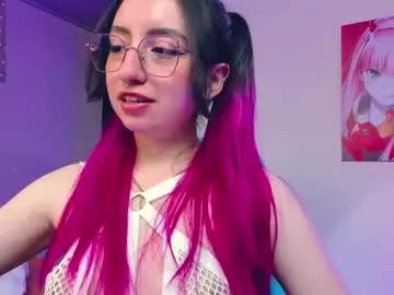 cam to cam sexiness with Girls streamers. Explore the newest collection of intense camshows from our capable horny hosts.