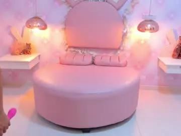 cam to cam sexiness with Girls streamers. Explore the newest collection of intense camshows from our capable horny hosts.