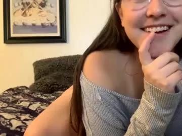 Bbw cam feeds: checkout the enjoyment of chatting and cam2cam with our hot entertainers, who will teach you all about persuasion and whims with their sexy physiques.
