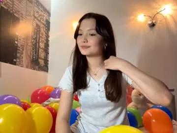 kassandrataulbee model from Chaturbate