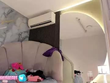 cam to cam sexiness with Girls streamers. Explore the newest collection of intense camshows from our capable horny hosts.