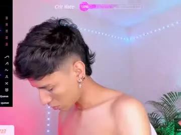 cam to cam sexiness with Girls streamers. Explore the newest collection of intense camshows from our capable horny hosts.