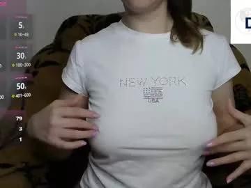 cam to cam sexiness with Girls streamers. Explore the newest collection of intense camshows from our capable horny hosts.