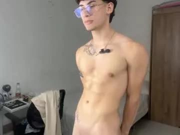 cam to cam sexiness with Girls streamers. Explore the newest collection of intense camshows from our capable horny hosts.