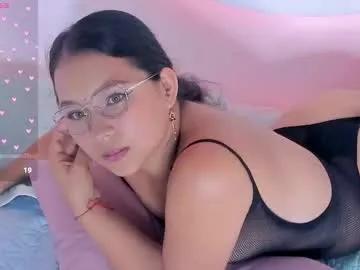 cam to cam sexiness with Girls streamers. Explore the newest collection of intense camshows from our capable horny hosts.