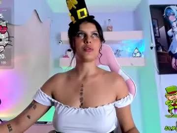cam to cam sexiness with Girls streamers. Explore the newest collection of intense camshows from our capable horny hosts.