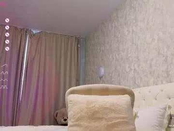 cam to cam sexiness with Girls streamers. Explore the newest collection of intense camshows from our capable horny hosts.