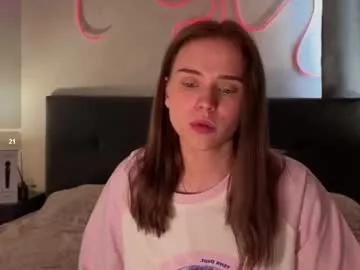 linapeachich from Chaturbate is Freechat