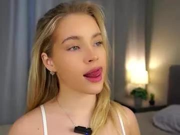 cam to cam sexiness with Girls streamers. Explore the newest collection of intense camshows from our capable horny hosts.