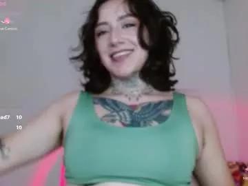 cam to cam sexiness with Girls streamers. Explore the newest collection of intense camshows from our capable horny hosts.