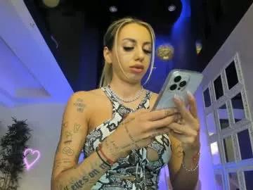cam to cam sexiness with Girls streamers. Explore the newest collection of intense camshows from our capable horny hosts.