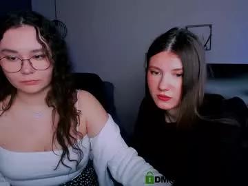 cam to cam sexiness with Girls streamers. Explore the newest collection of intense camshows from our capable horny hosts.