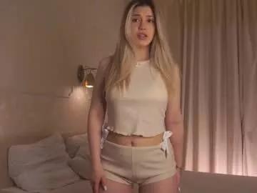 cam to cam sexiness with Girls streamers. Explore the newest collection of intense camshows from our capable horny hosts.