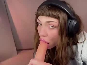 cam to cam sexiness with Girls streamers. Explore the newest collection of intense camshows from our capable horny hosts.