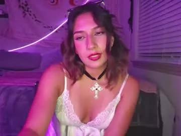 cam to cam sexiness with Girls streamers. Explore the newest collection of intense camshows from our capable horny hosts.