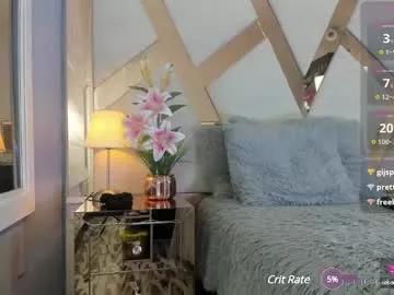 cam to cam sexiness with Girls streamers. Explore the newest collection of intense camshows from our capable horny hosts.
