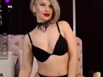 cam to cam sexiness with Girls streamers. Explore the newest collection of intense camshows from our capable horny hosts.
