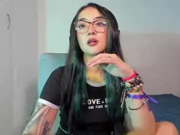 cam to cam sexiness with Girls streamers. Explore the newest collection of intense camshows from our capable horny hosts.