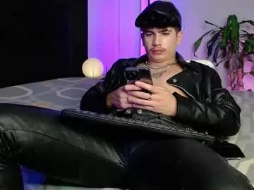 lylebennett_ from Chaturbate is Freechat