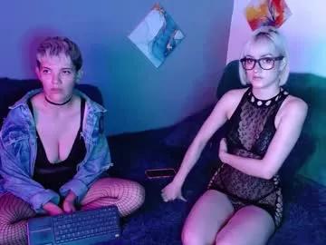 cam to cam sexiness with Girls streamers. Explore the newest collection of intense camshows from our capable horny hosts.