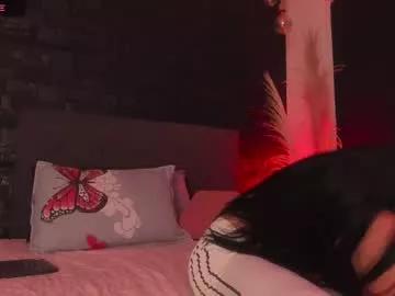cam to cam sexiness with Girls streamers. Explore the newest collection of intense camshows from our capable horny hosts.