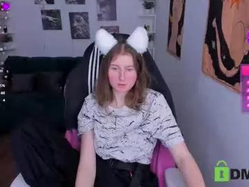 cam to cam sexiness with Girls streamers. Explore the newest collection of intense camshows from our capable horny hosts.