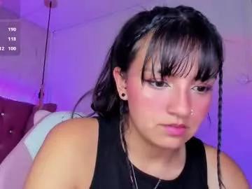 cam to cam sexiness with Girls streamers. Explore the newest collection of intense camshows from our capable horny hosts.