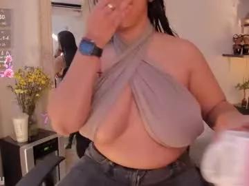 cam to cam sexiness with Girls streamers. Explore the newest collection of intense camshows from our capable horny hosts.