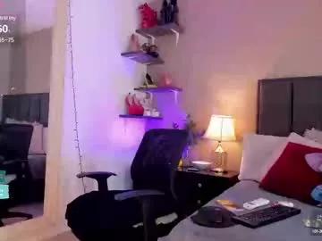 cam to cam sexiness with Girls streamers. Explore the newest collection of intense camshows from our capable horny hosts.